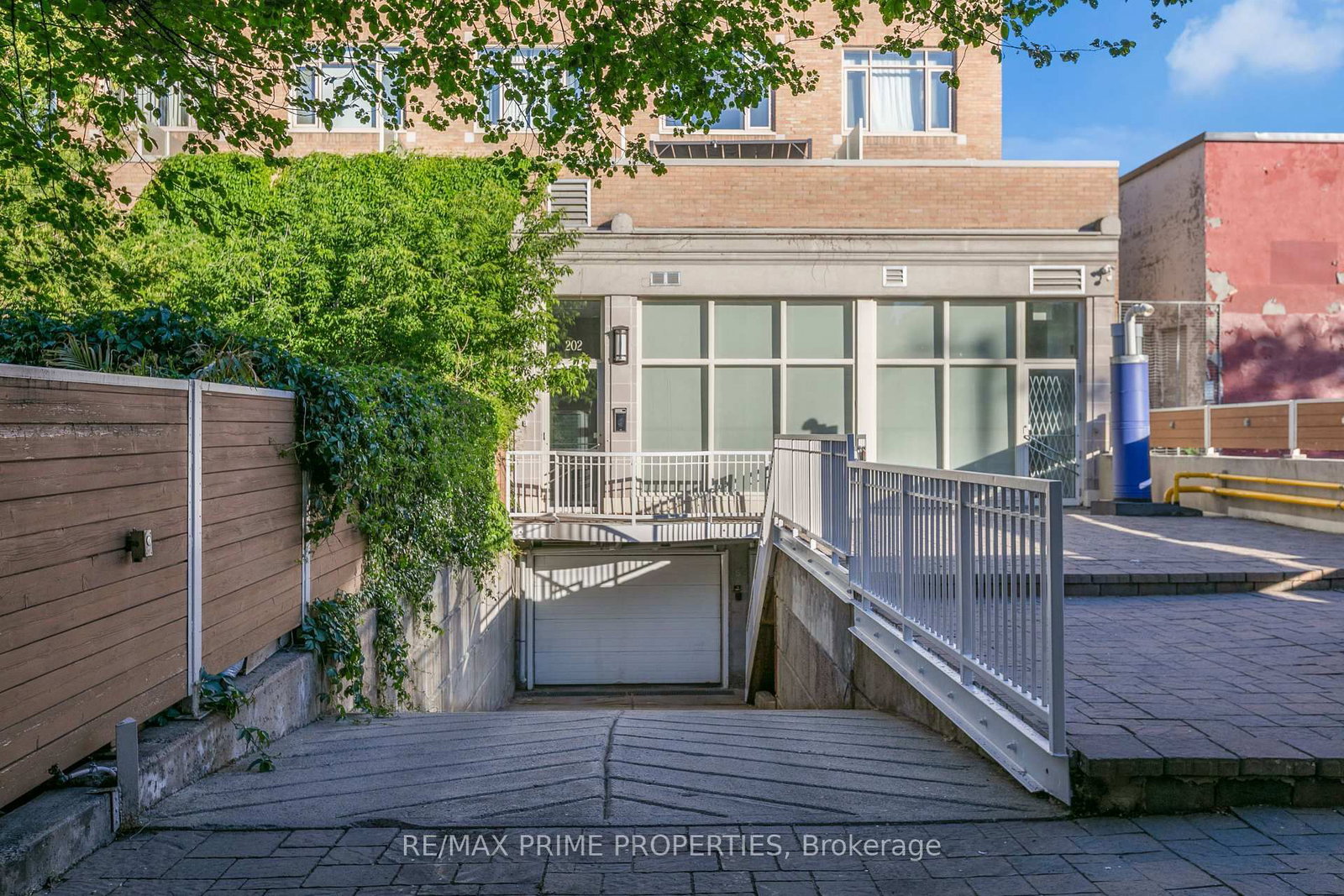 202 ST PATRICK Street • #10 • Ottawa, ON photo 20