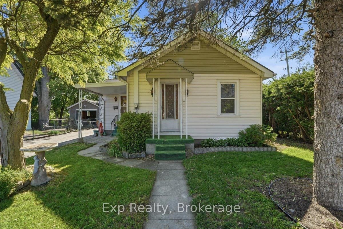 34 Leonard Avenue • Quinte West, ON photo 30