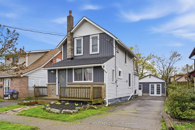 632 Steele Street
