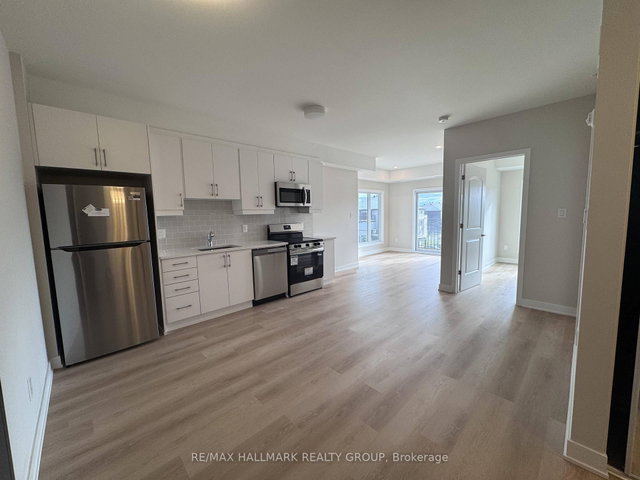 302 - 2370 Tenth Line Road