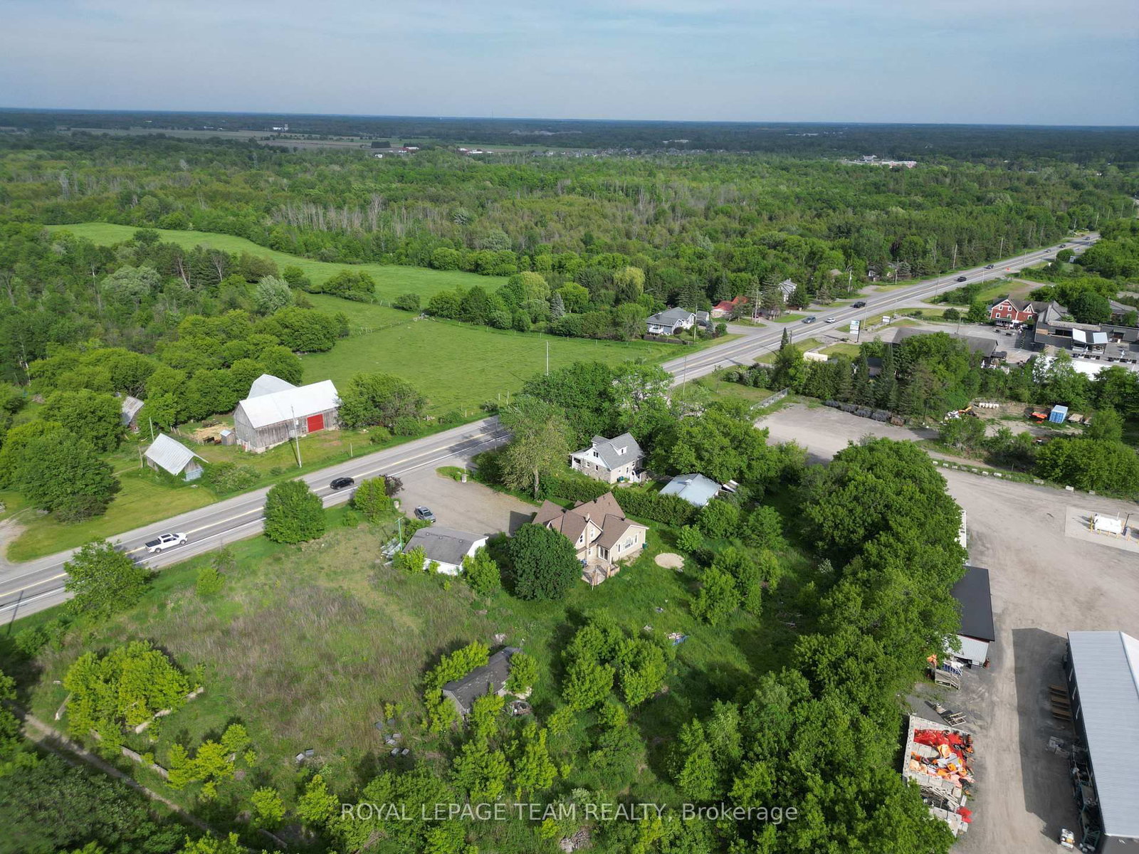 5742 Bank Street • Greely, ON photo 18