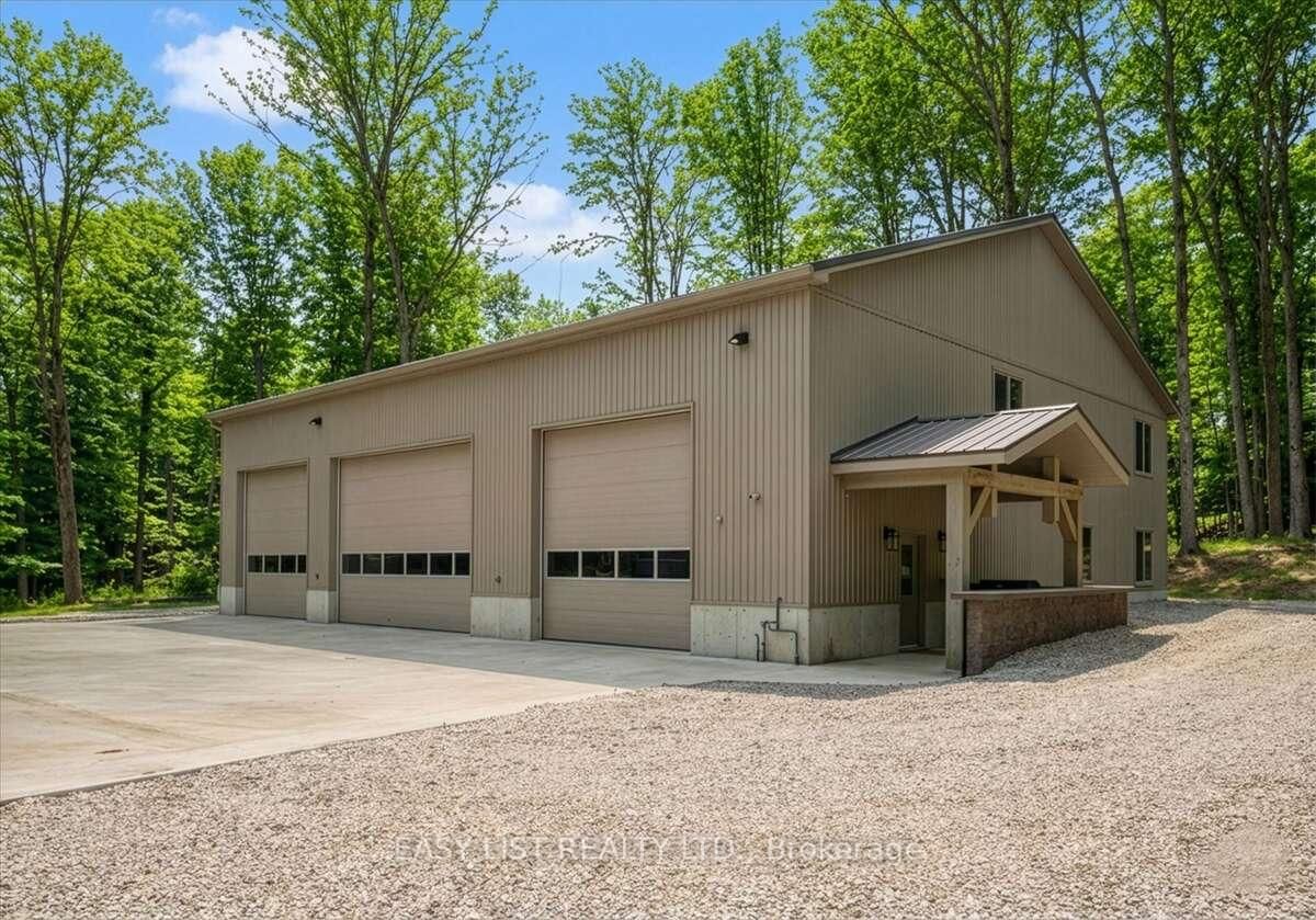 3314 Sandhills Road • Wilmot, ON photo 2