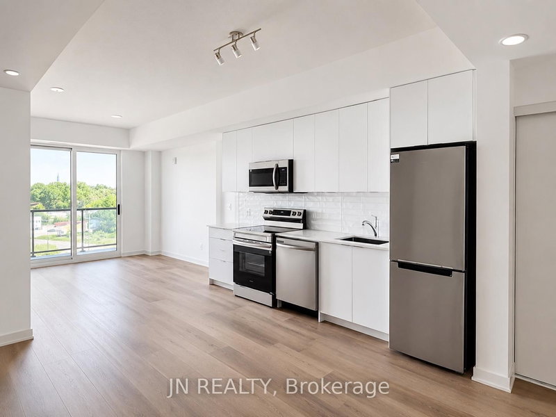 home for lease on 605-33 Erie Ave Avenue