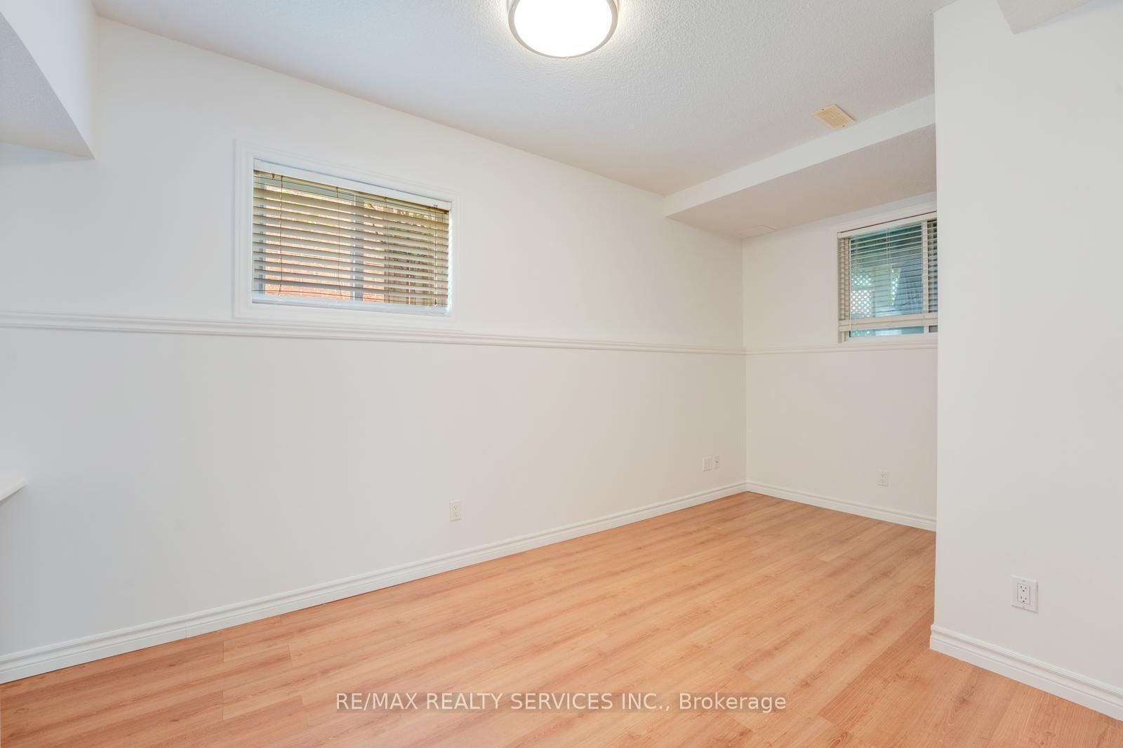 444 Lausanne Crescent • Waterloo, ON photo 38