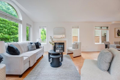 444 Lausanne Crescent • Waterloo, ON photo 9