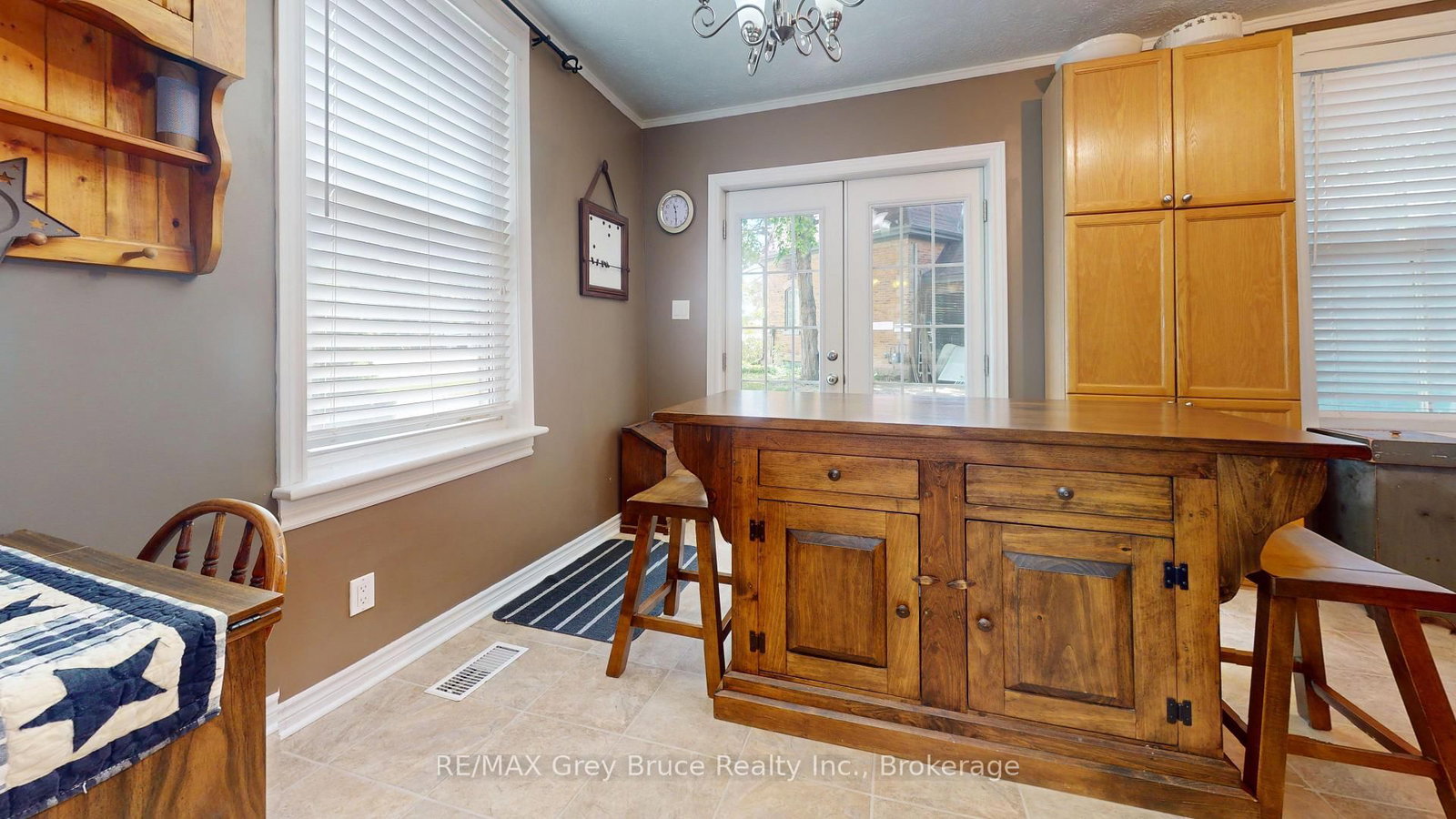 212 Yonge Street S • Arran-Elderslie, ON photo 11