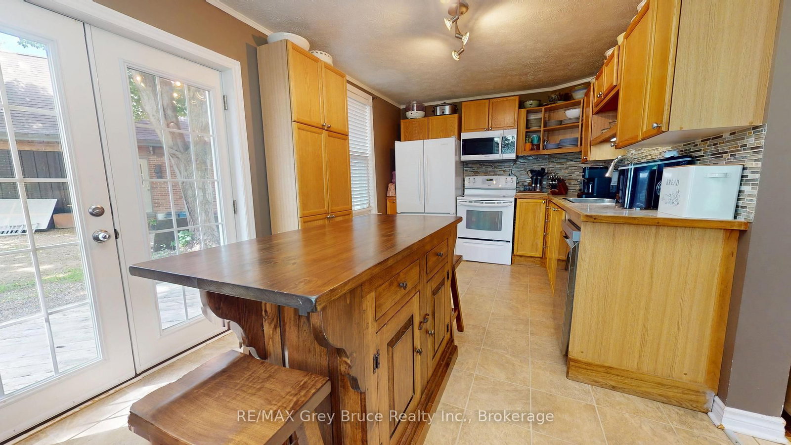 212 Yonge Street S • Arran-Elderslie, ON photo 12
