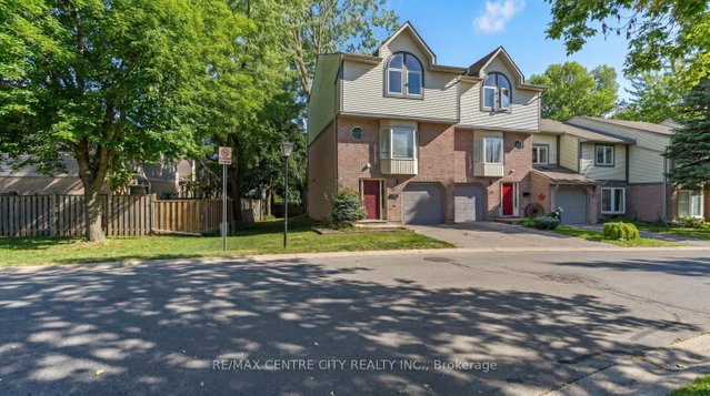 42 - 9 Ailsa Place