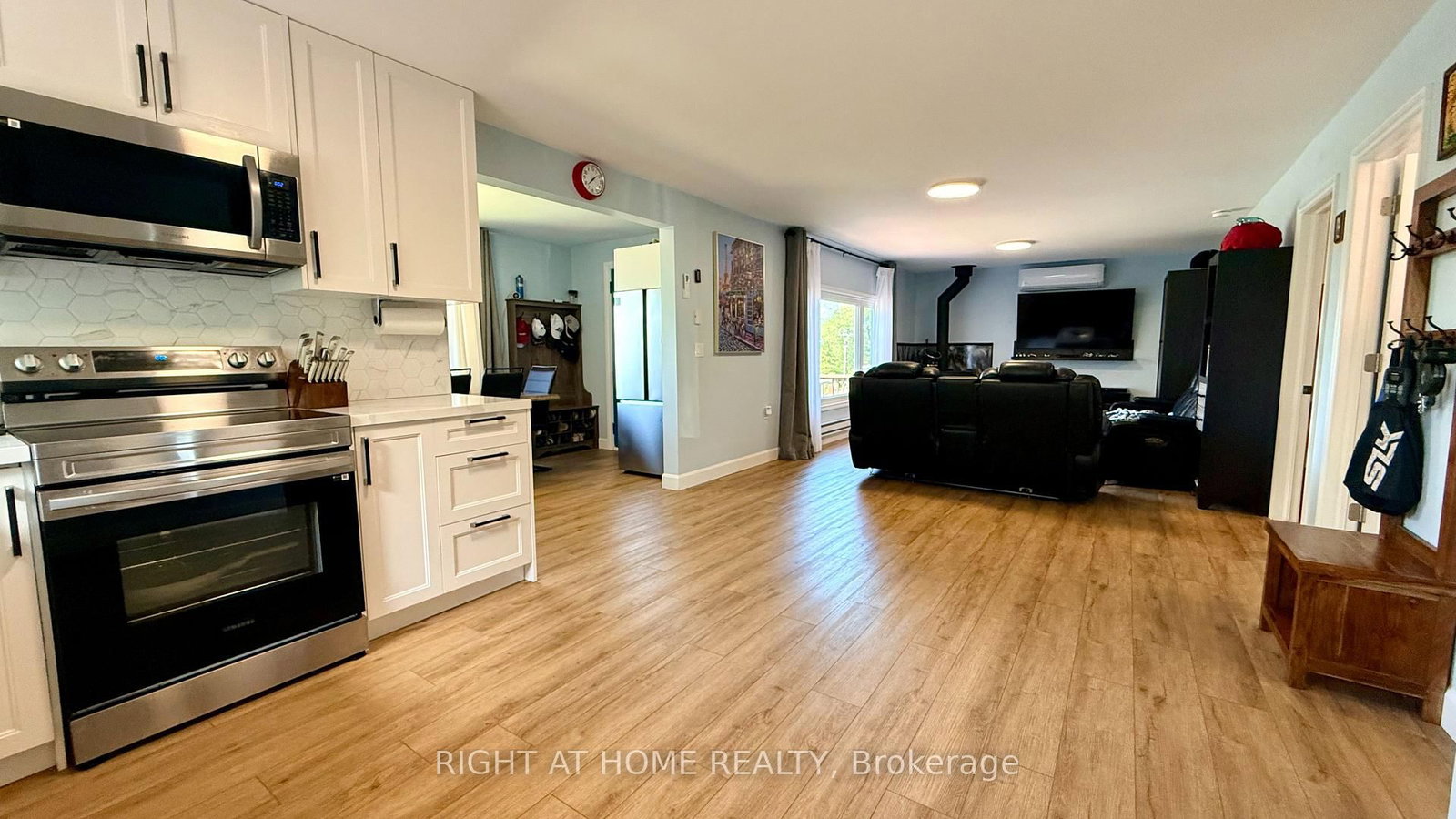 184 LAKE DALRYMPLE Road • Kawartha Lakes, ON photo 6