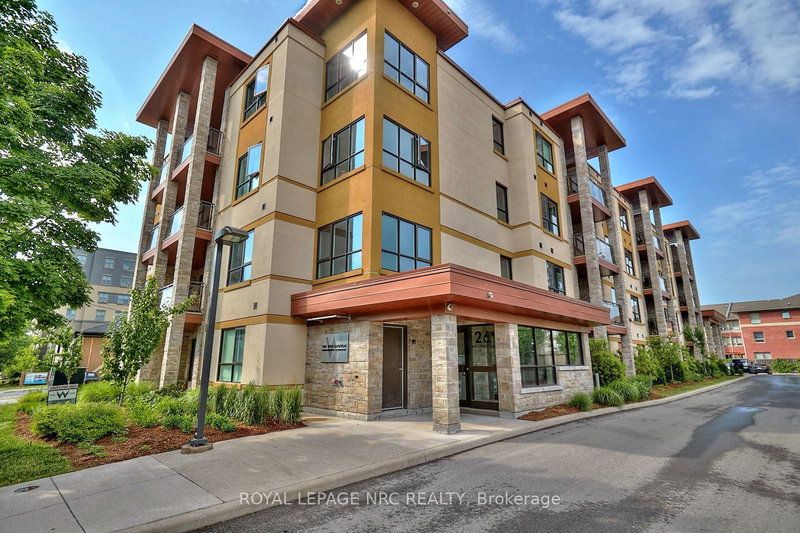 home for lease on 303-26 Wellington Street