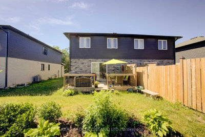 123 Egan Avenue • St. Marys, ON photo 9