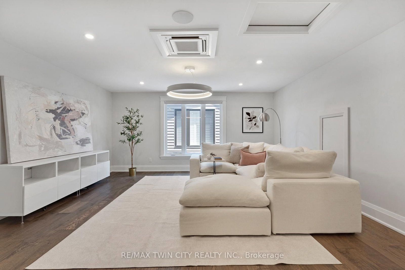 12 George Street • Waterloo, ON photo 23