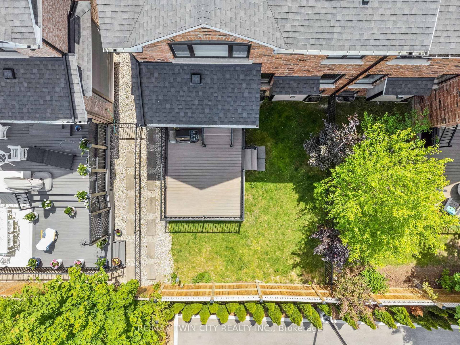 12 George Street • Waterloo, ON photo 30