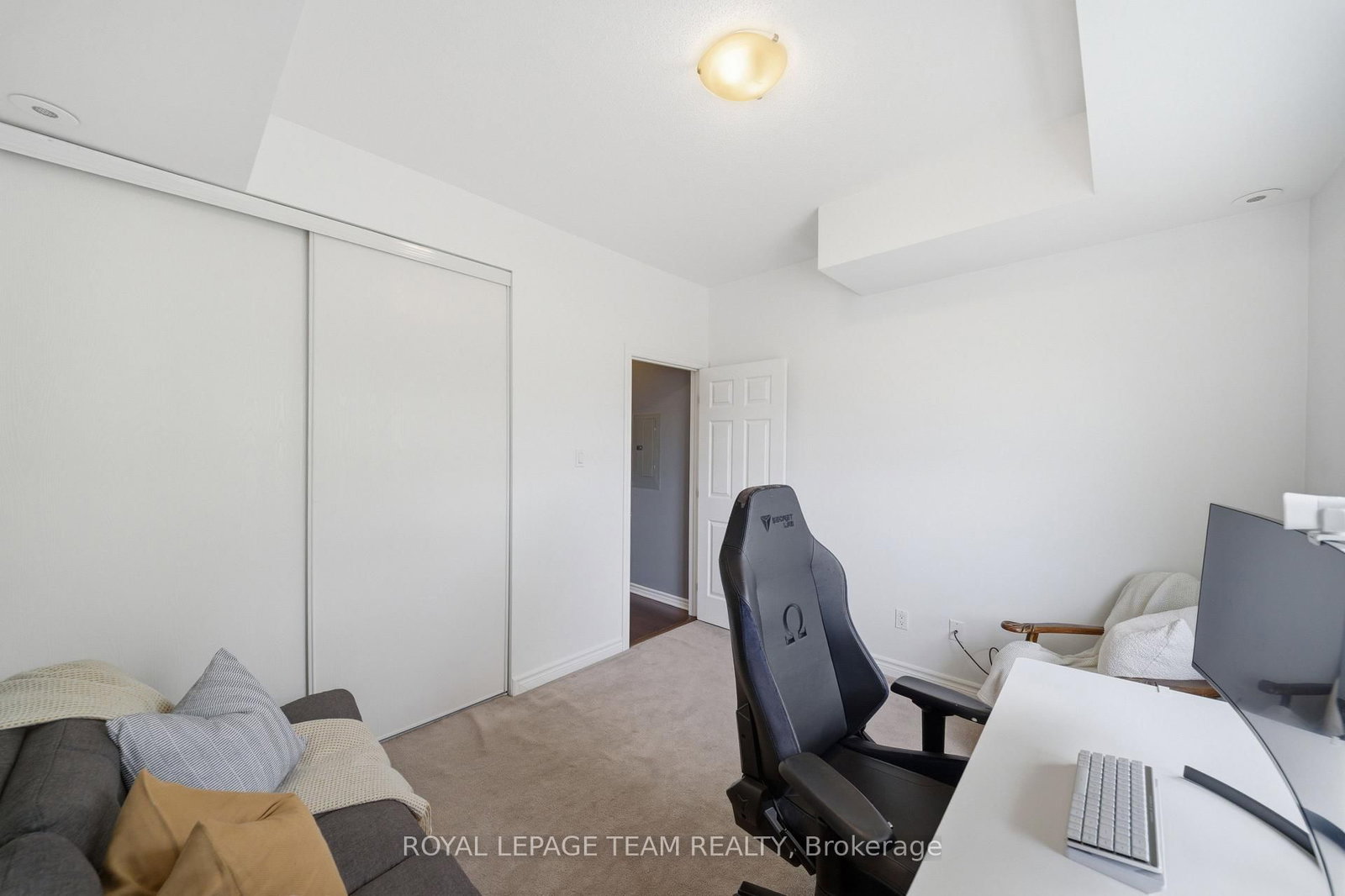 165 Waterbridge Drive • #9 • Ottawa, ON photo 15