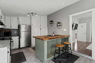 832 Queens Avenue — photo 6