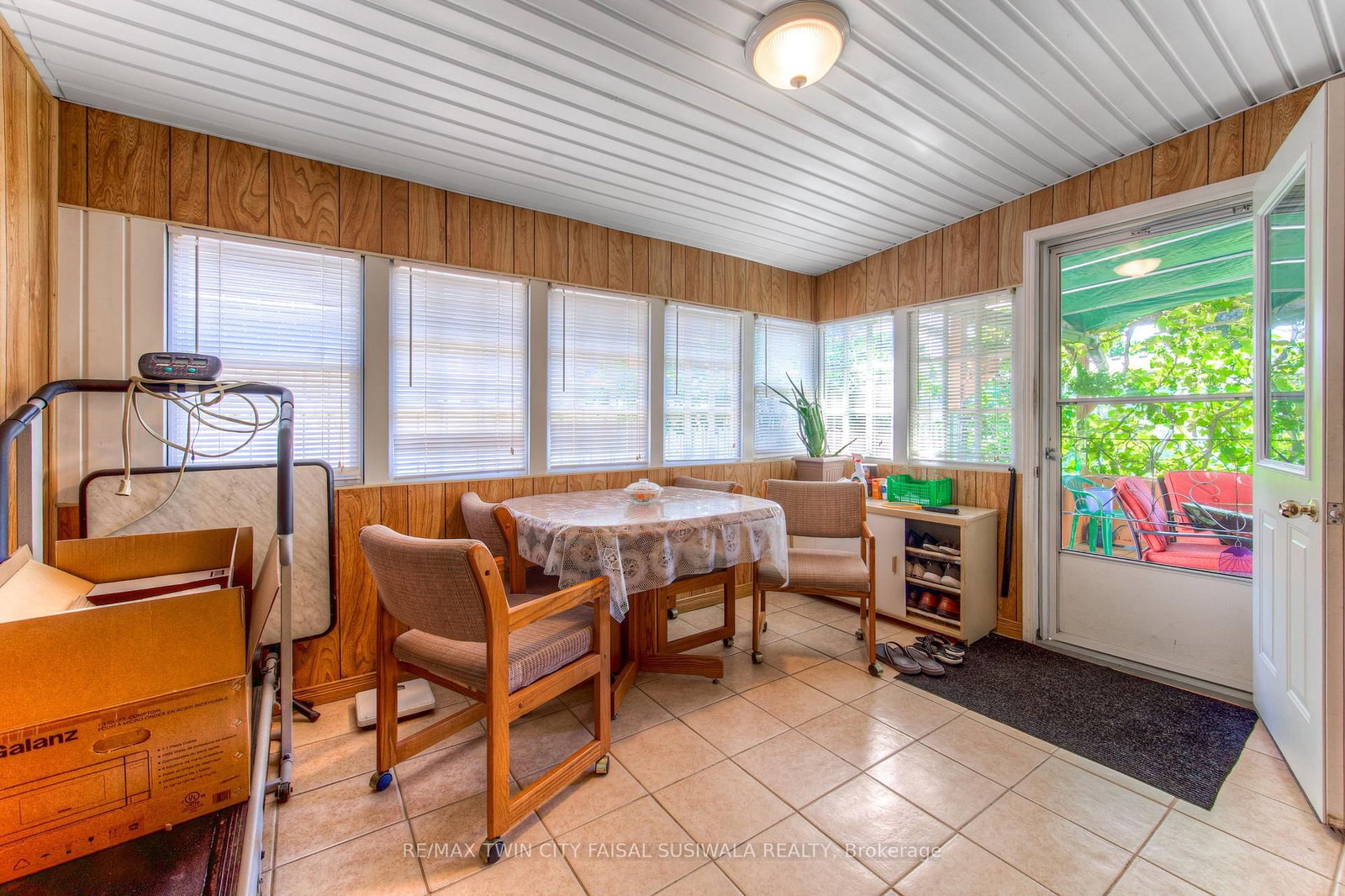 1227 Valentine Drive • Cambridge, ON photo 17