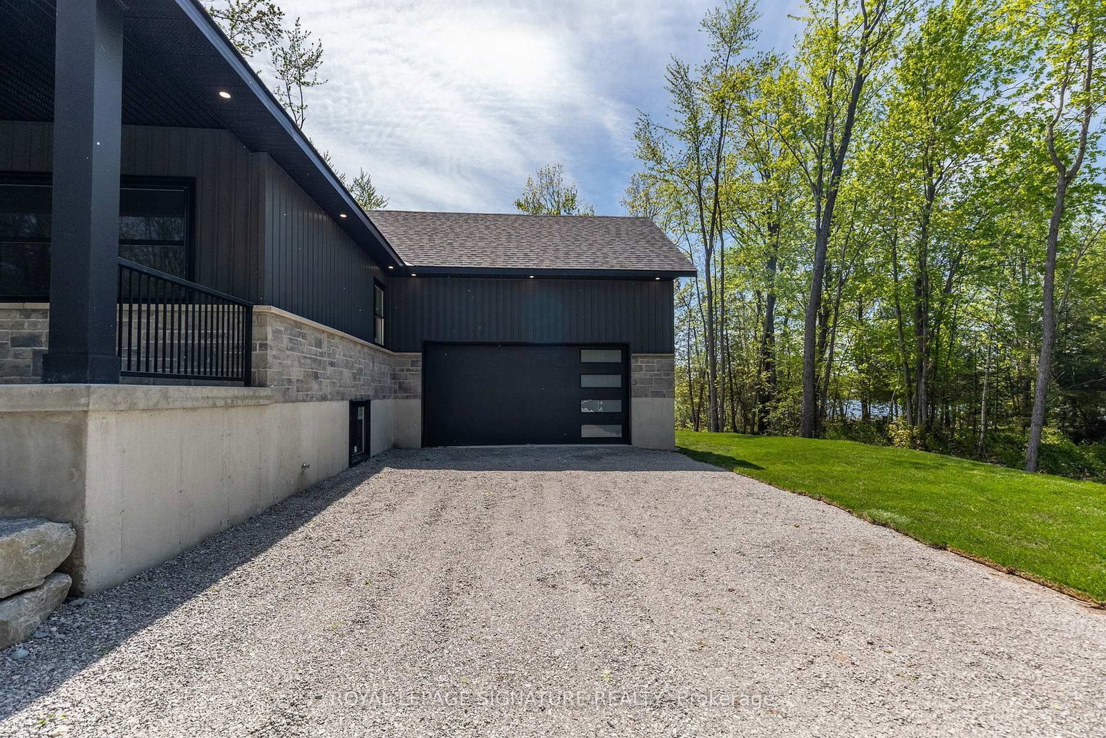 35 Young Street • Kawartha Lakes, ON photo 16