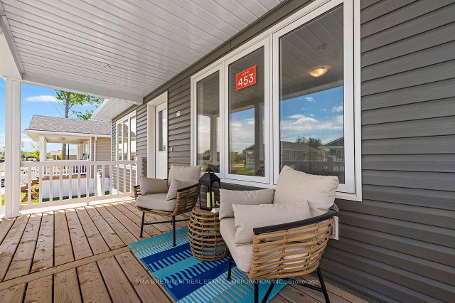 21 Bluffs View Boulevard