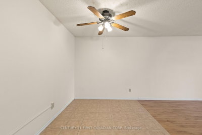 729 Deveron Crescent • #109 • London South, ON photo 8