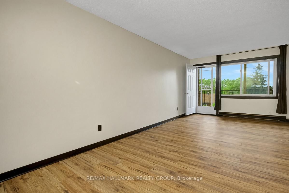 2041 Arrowsmith Drive • #401C • Ottawa, ON photo 12