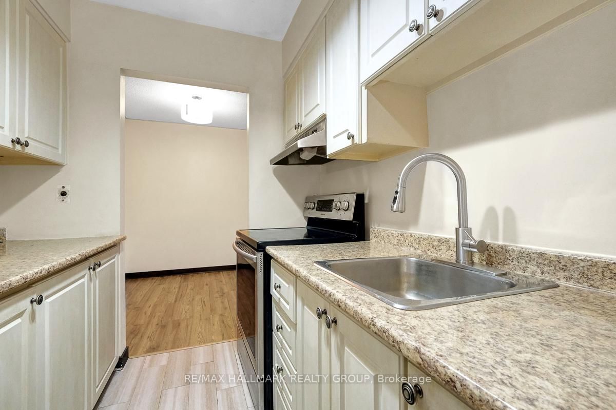 2041 Arrowsmith Drive • #401C • Ottawa, ON photo 15
