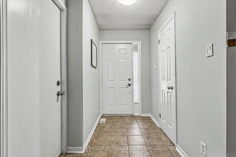 80 Burlington Crescent