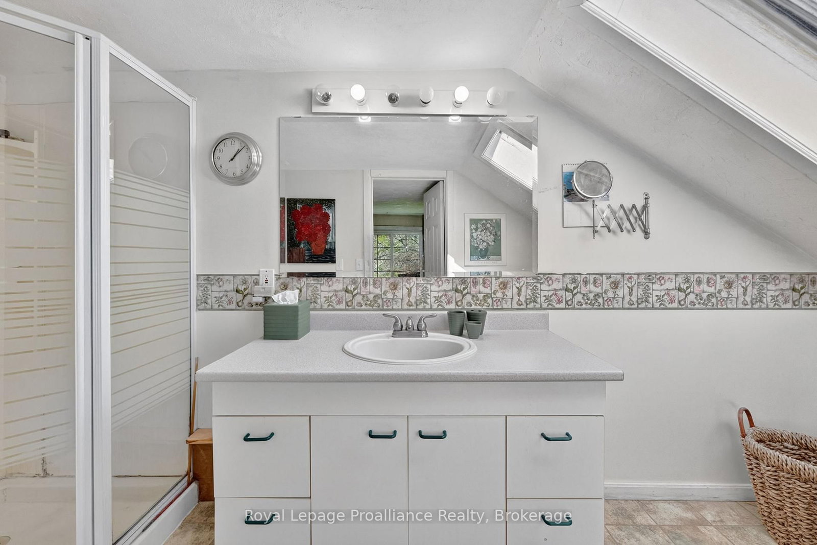 98 Frankford Road • Quinte West, ON photo 13