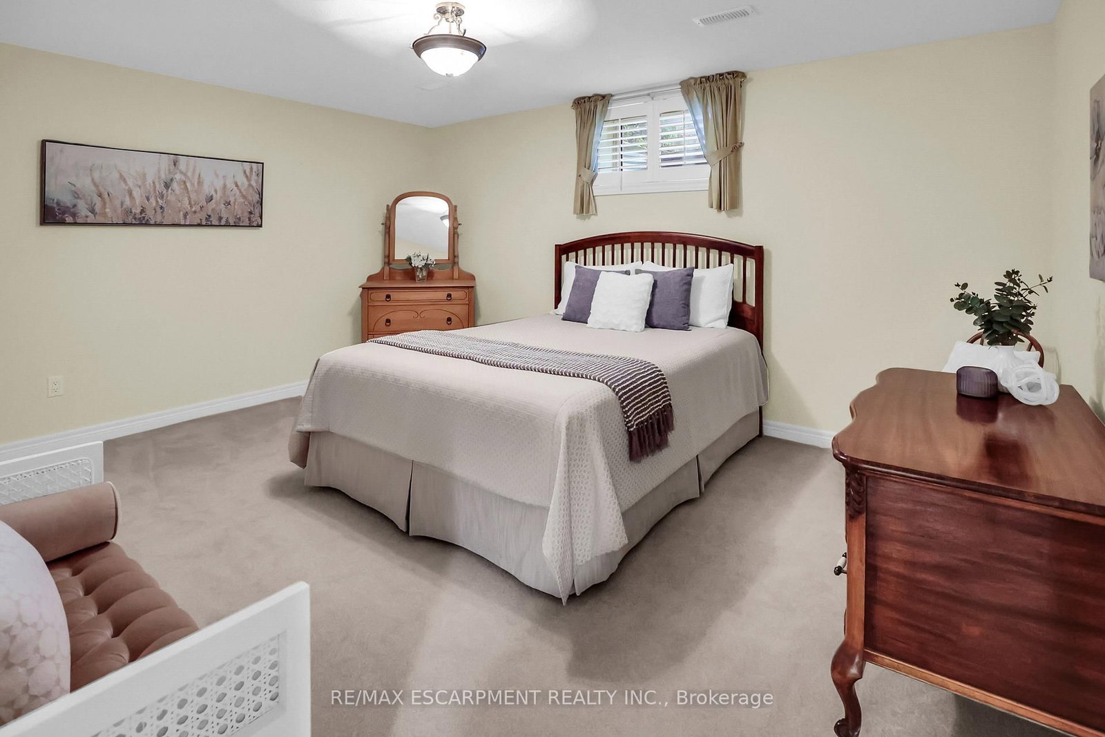 8 Muscat Drive • #4 • Grimsby, ON photo 22