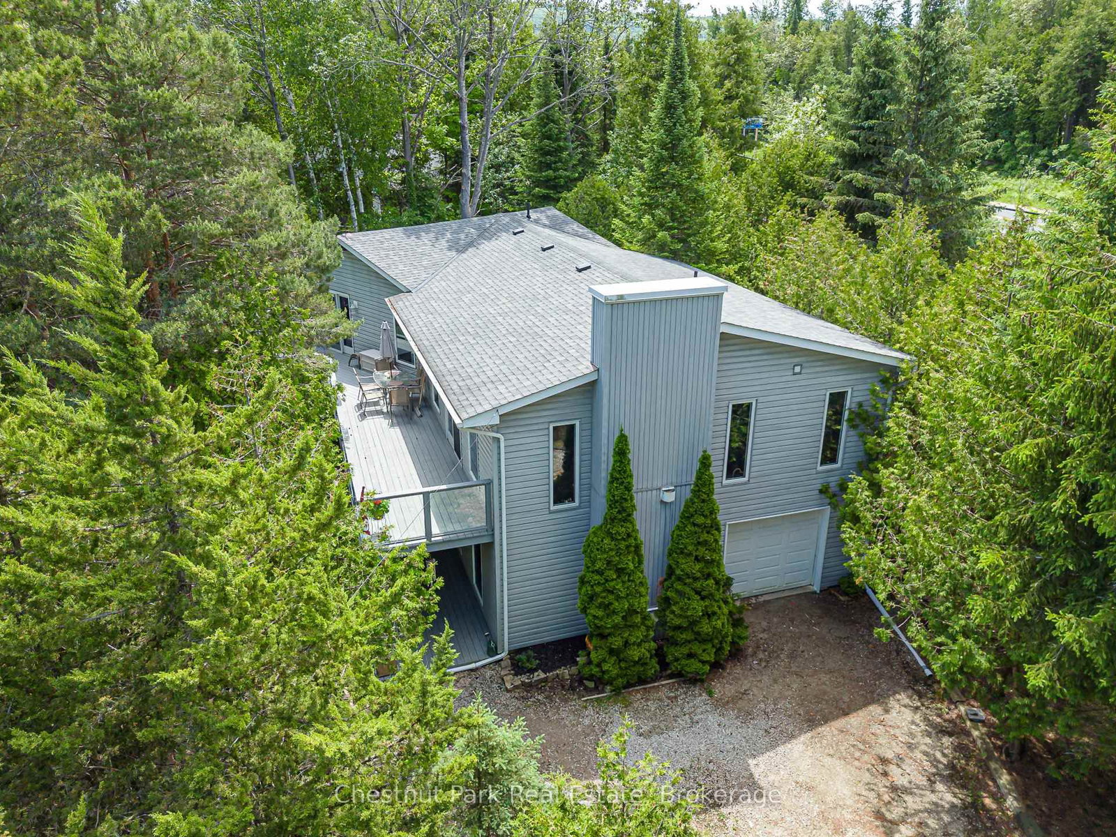 134 Lakewood Drive • Blue Mountains, ON photo 4