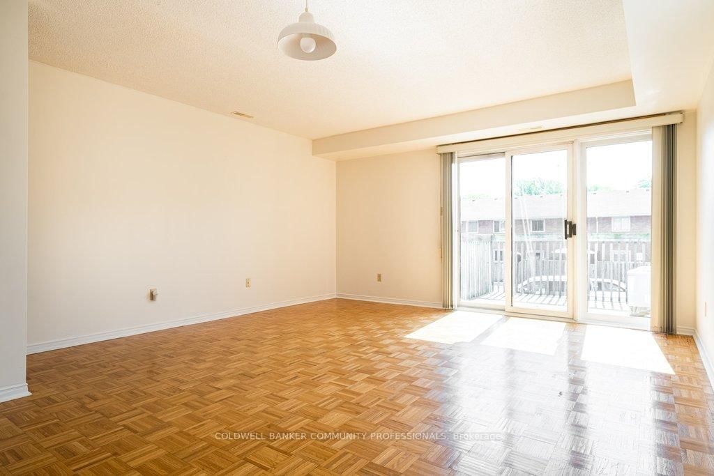 266 Limeridge Road E • #10 • Hamilton, ON photo 10