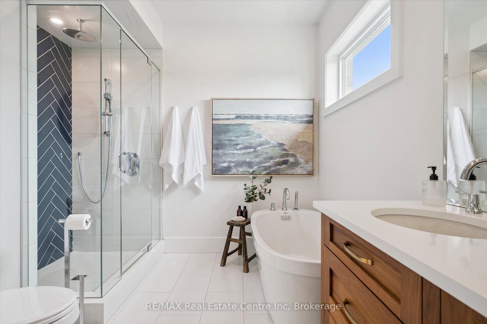 122 Ridgeview Drive • Mapleton, ON photo 18