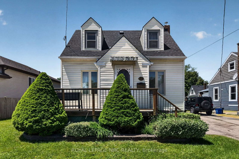 71 Scholfield Avenue S