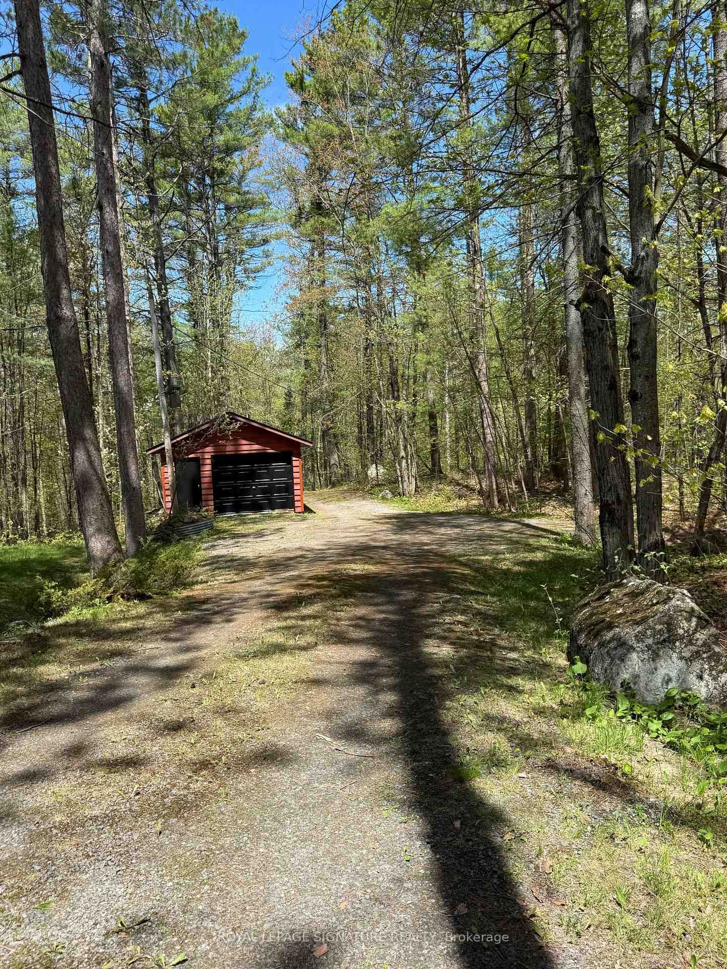 1743 North Muldrew Lake Road • Gravenhurst, ON photo 14