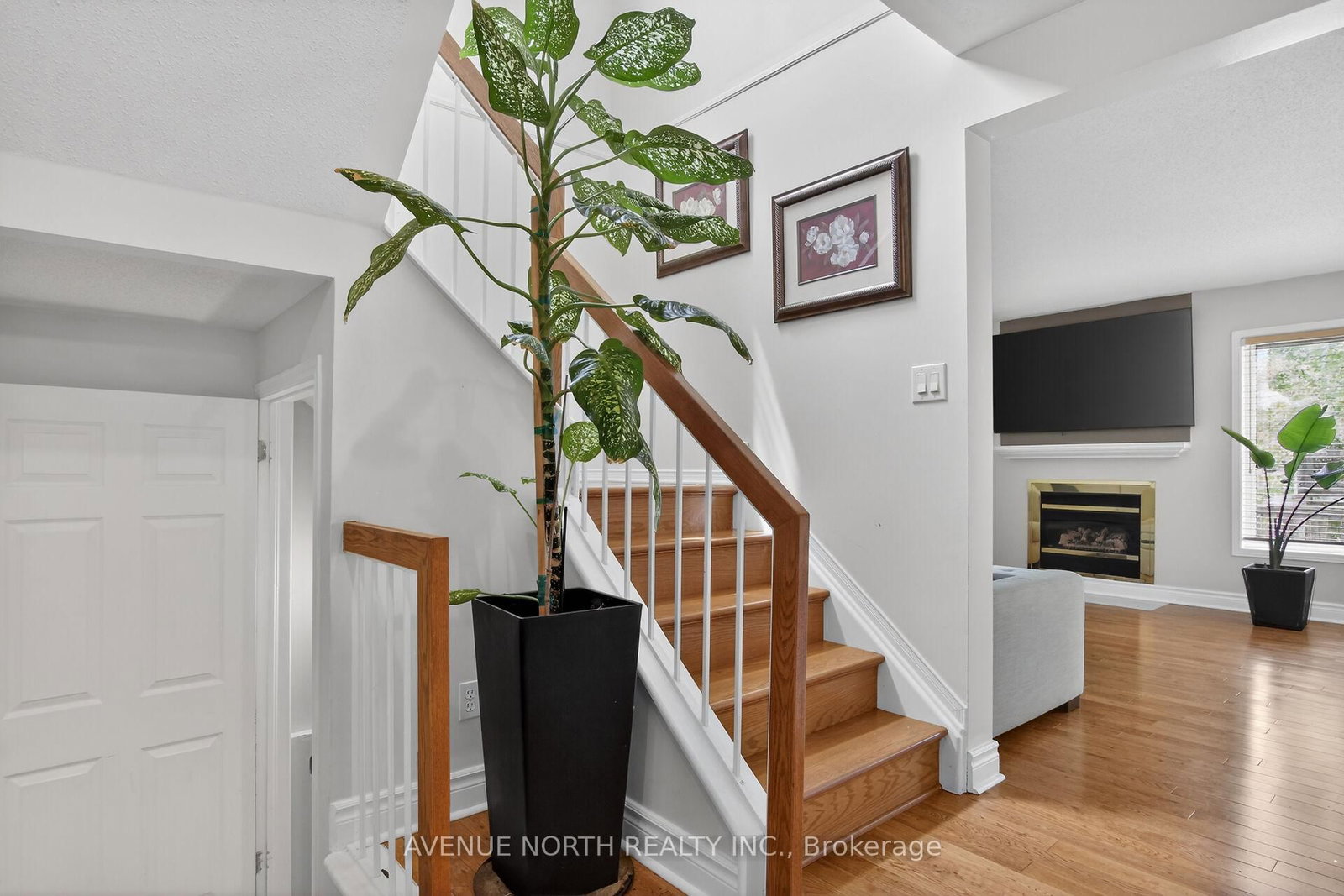 18 Castlemore Street • Ottawa, ON photo 10