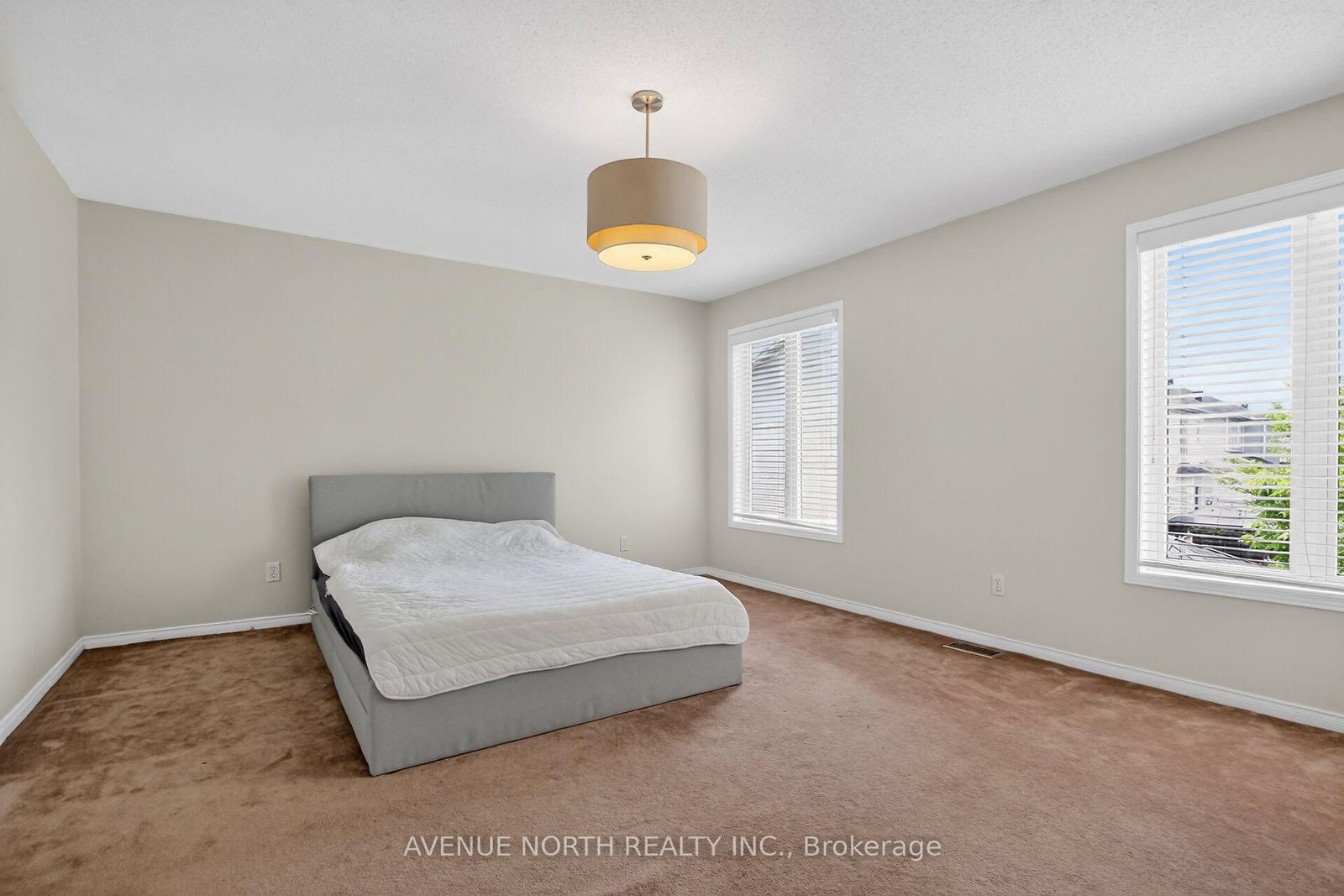 18 Castlemore Street • Ottawa, ON photo 21