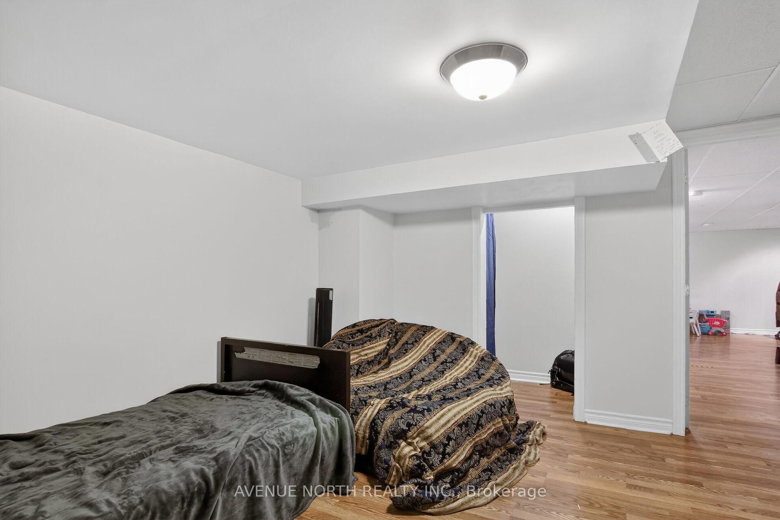 18 Castlemore Street • Ottawa, ON photo 33