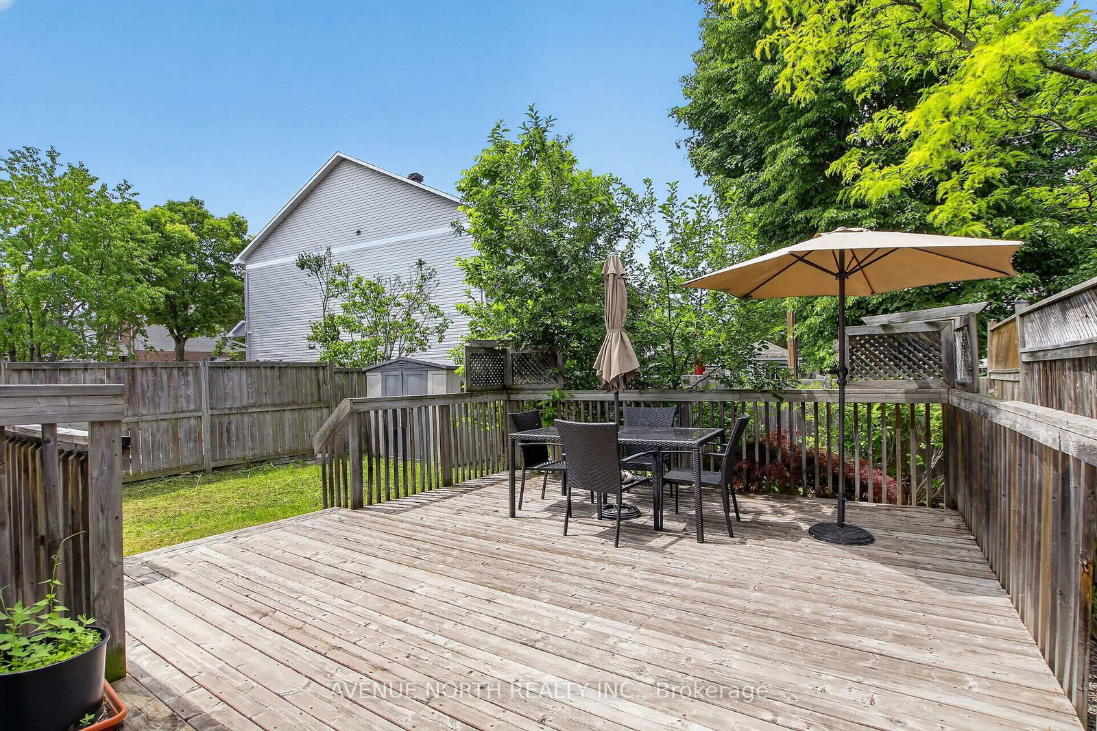 18 Castlemore Street • Ottawa, ON photo 35
