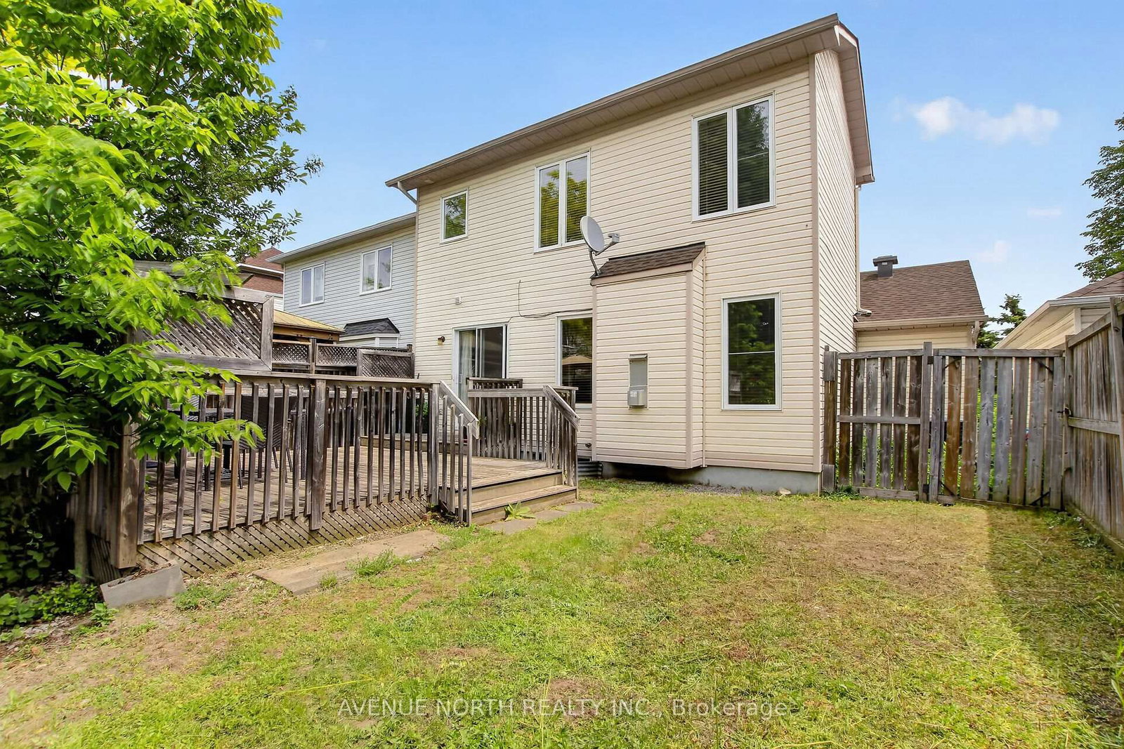 18 Castlemore Street • Ottawa, ON photo 39