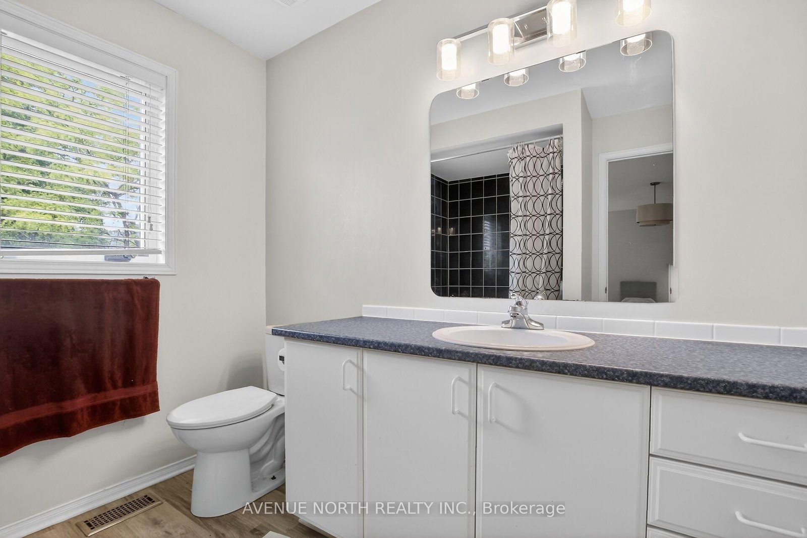 18 Castlemore Street • Ottawa, ON photo 41