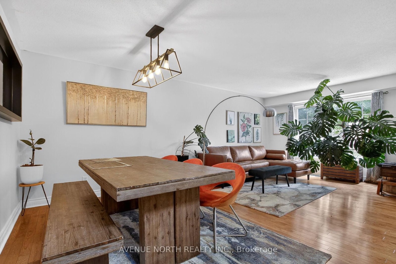 18 Castlemore Street • Ottawa, ON photo 9