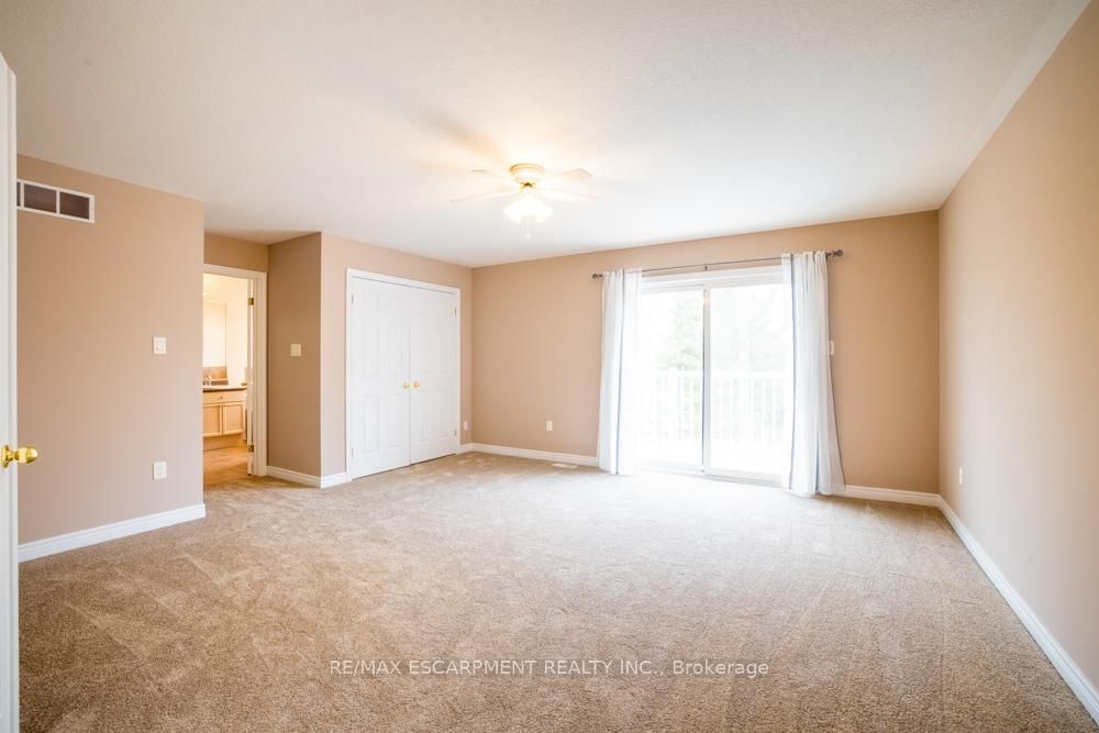 8 SOPHIE Court • Grimsby, ON photo 24