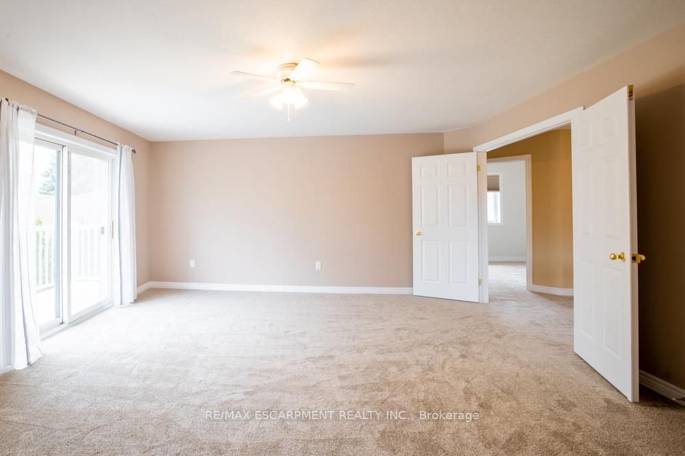 8 SOPHIE Court • Grimsby, ON photo 26