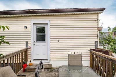 Detached House for lease at 1125 Cannon Street, Hamilton, Ontario, L8L 2J7 - Crown Point - MLS: X13423036