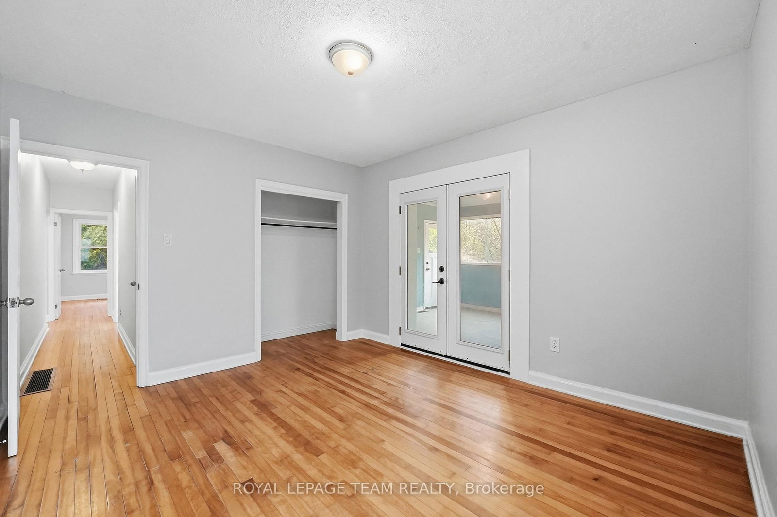 49 Crownhill Street • Ottawa, ON photo 14