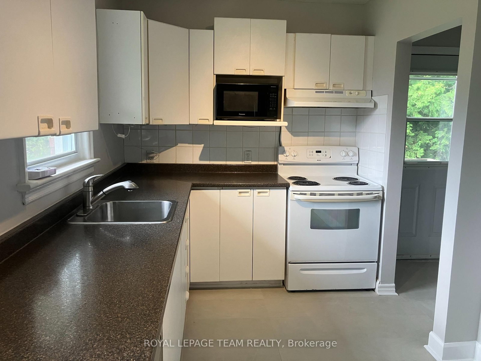49 Crownhill Street • Ottawa, ON photo 8