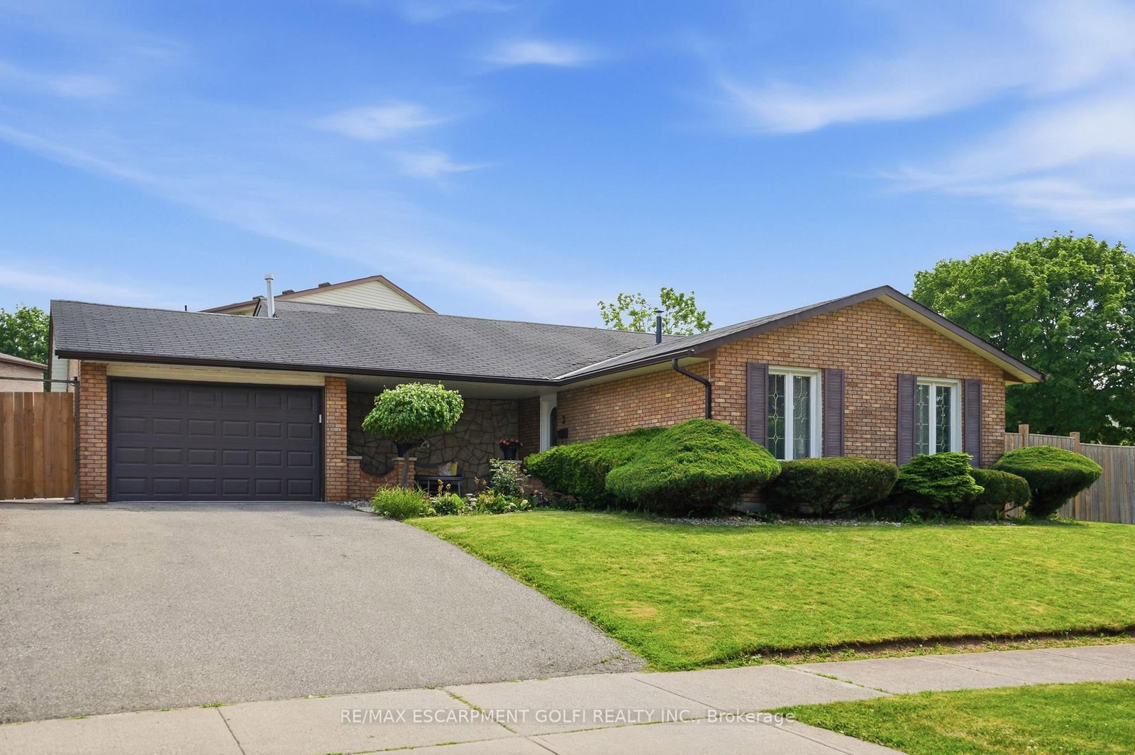2 LORING Crescent, Hamilton, ON, photo 4