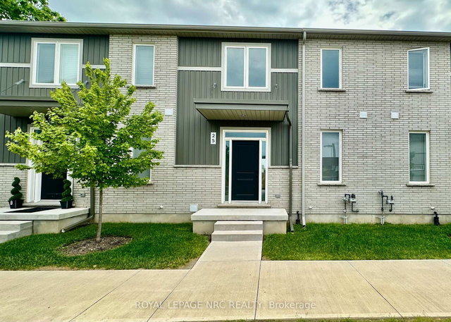 25 - 121A MOFFATT Street