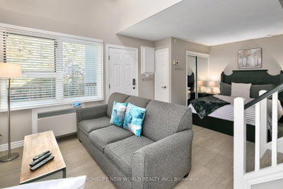 796468 Grey 19 Road