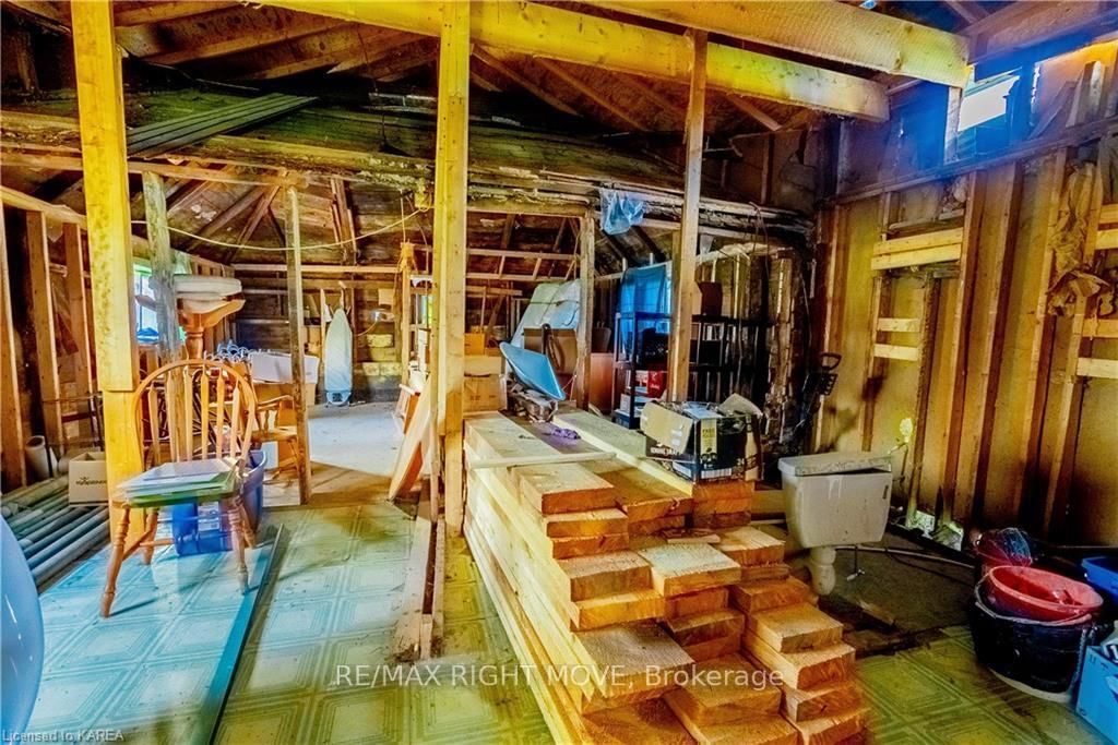 103 Bay Street • Leeds and the Thousand Islands, ON photo 9