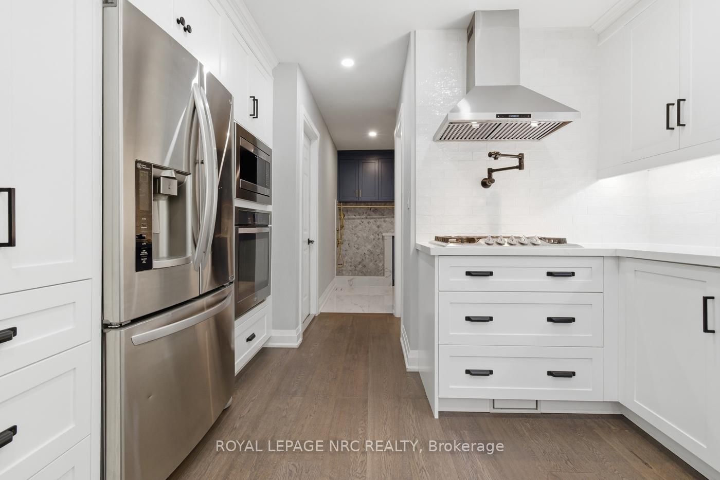 94 Dorchester Drive • Grimsby, ON photo 11